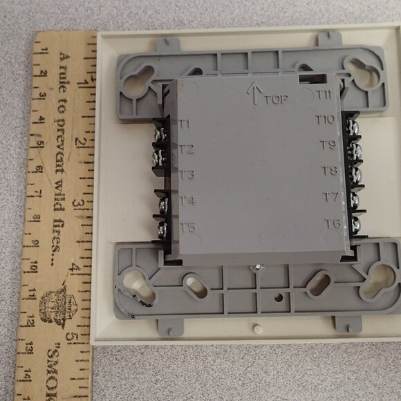 System Sensor M500R Relay Module - Picture 7 of 7